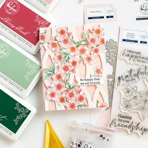 Pinkfresh Studio - Twist Pattern die