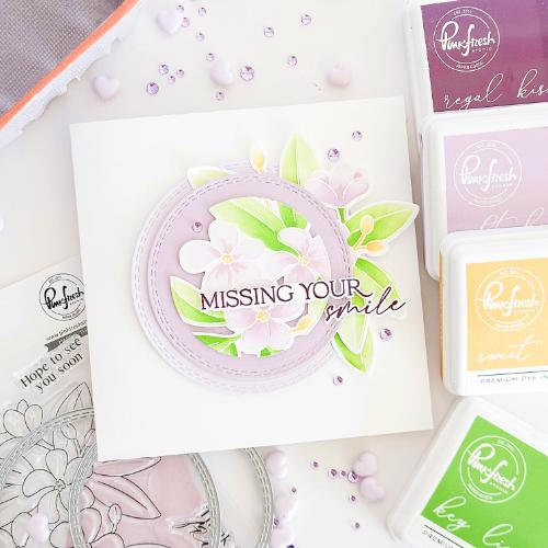 Pinkfresh Studio - Plumeria stamp