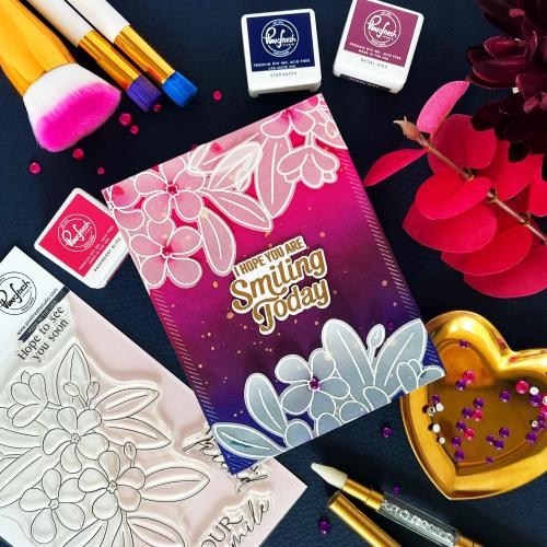 Pinkfresh Studio - Plumeria stamp