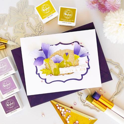 Pinkfresh Studio - Petal Perfection stencil