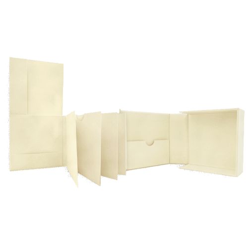 Graphic 45 Album in Box (Ivory) - Postage as per Actual