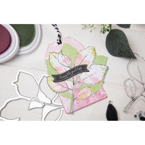 Sizzix Framelits Die w/Stamps by 49 and Market A5 Painted Pencil Leaves