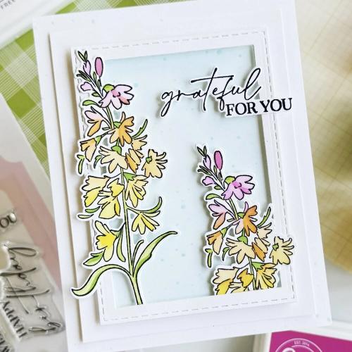 Pinkfresh Studio - Stamp - Cardinal Kiss by Manushree Mishra (325526)