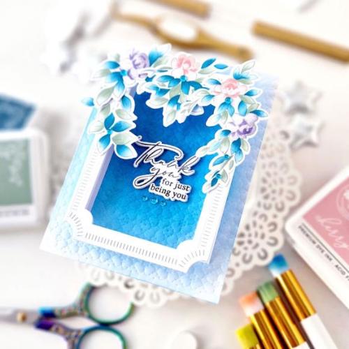 Pinkfresh Studio - Notched Corner Frame die