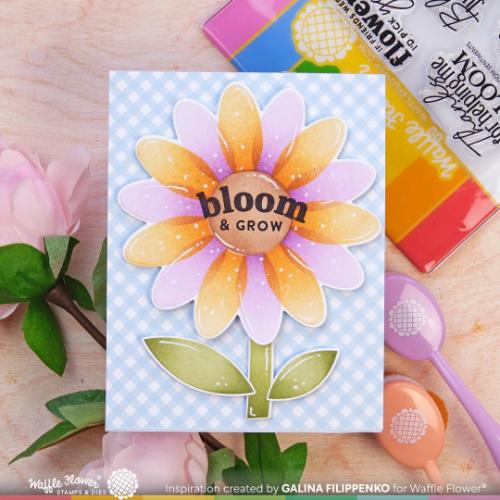 Waffle Flower - Oversized Daisy Die-n-stencil