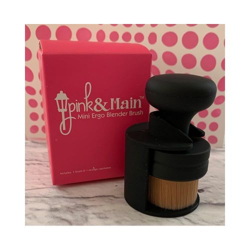 Pink & Main Mini Ergonomic Blender Brush