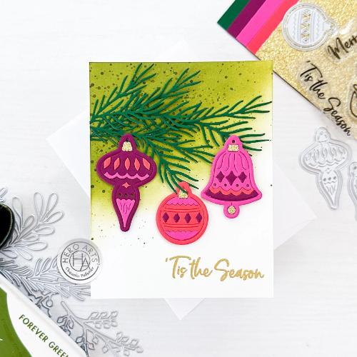 Hero Arts - Fancy Dies - Gold Trim Ornaments DF139