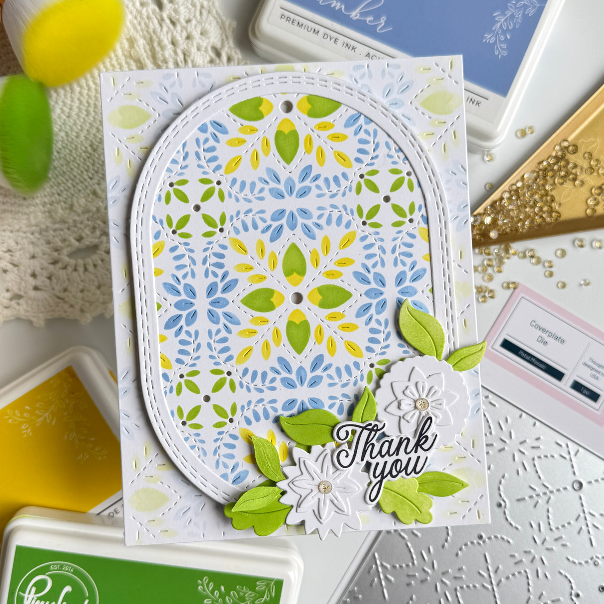 Pinkfresh Studio - Petal Mosaic coverplate die