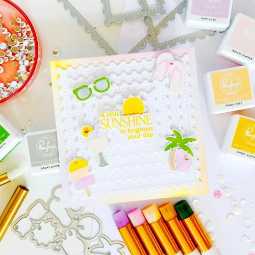 Pinkfresh Studio - Essentials: Dotted Postage Square die