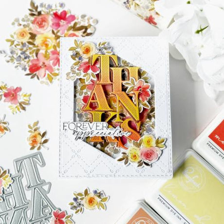 Pinkfresh Studio - Cozy Blooms stencil