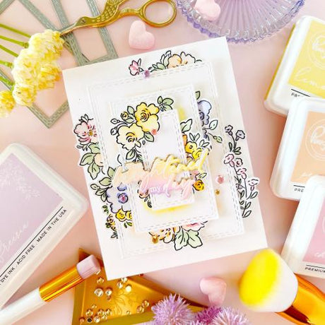 Pinkfresh Studio - Blooming Grace stencil