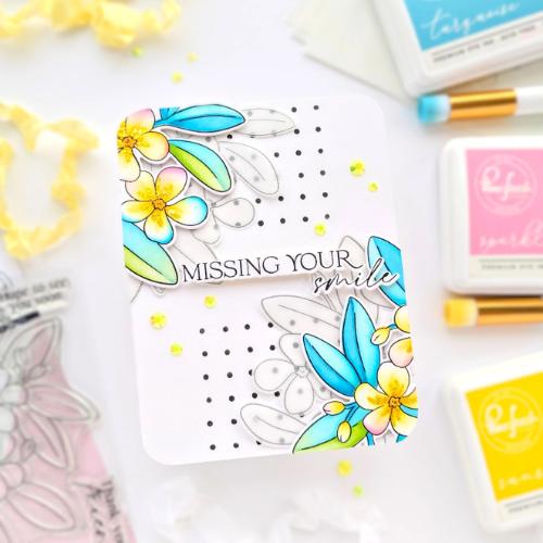 Pinkfresh Studio - Plumeria stencil