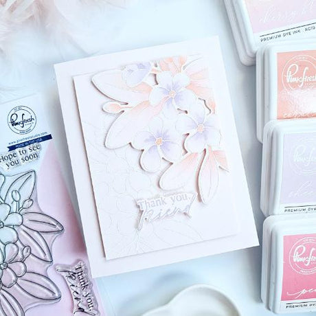 Pinkfresh Studio - Plumeria stencil