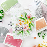 Pinkfresh Studio - Plumeria stencil