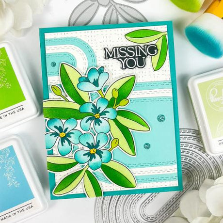 Pinkfresh Studio - Plumeria stencil