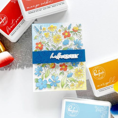 Pinkfresh Studio - Garden Medley stencil