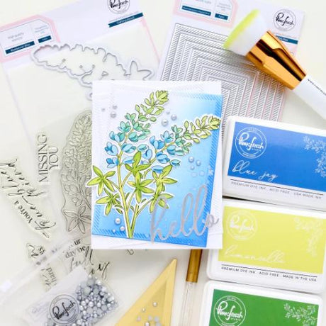 Pinkfresh Studio - Bluebonnet Bliss stencil