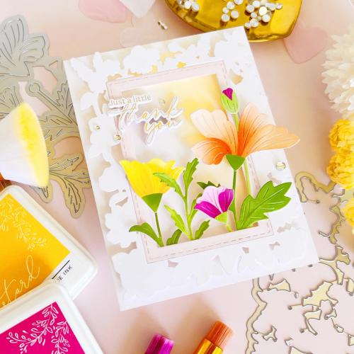 Pinkfresh Studio - Petal Perfection stencil