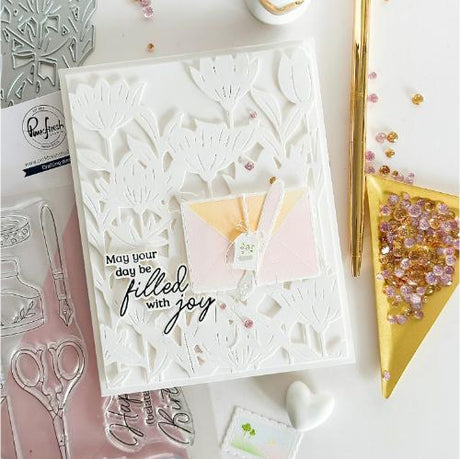 Pinkfresh Studio - Floral Field stencil