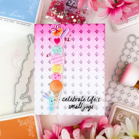 Pinkfresh Studio - Starry Scallops coverplate die