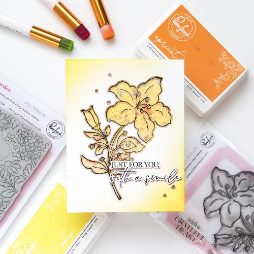 Pinkfresh Studio - Stencil - Bloom & Buds by Inna Moreva (325326)