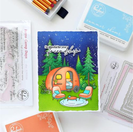Pinkfresh Studio - Retro Camp Days Sentiments die