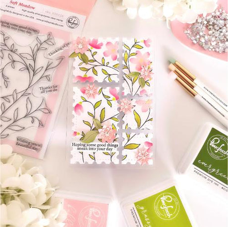Pinkfresh Studio - Soft Meadow stamp