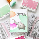 Pinkfresh Studio - Soft Meadow stencil
