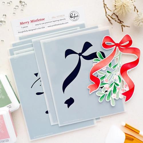 Pinkfresh Studio - Merry Mistletoe stencil