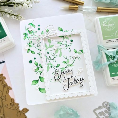 Pinkfresh Studio - Delicate Foliage hot foil