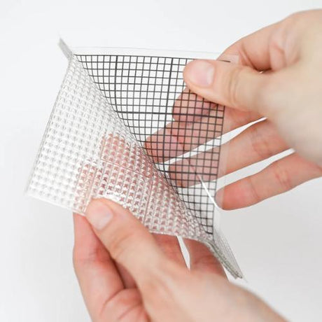 Altenew - The Original Sticky Coaster: 4" x 4" (Classic Grid)