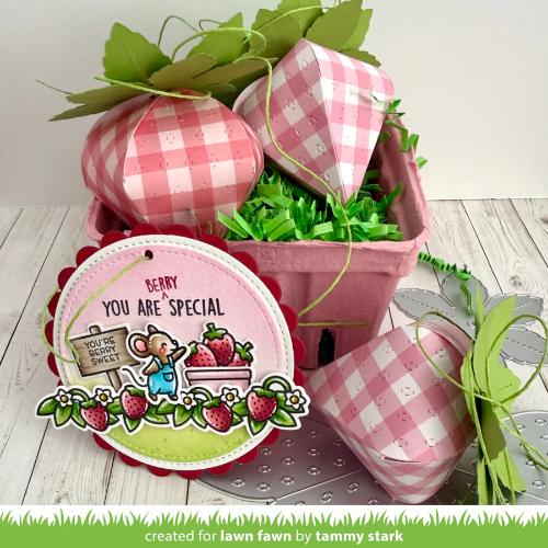 Lawn Fawn - Lawn Cuts - Strawberry Treat Box Dies