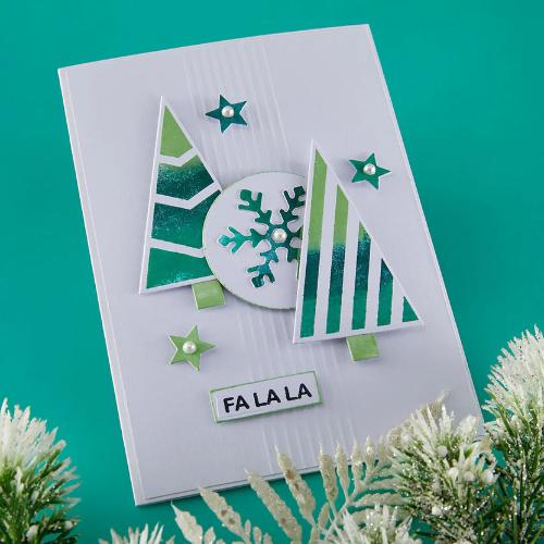 Spellbinders - Snowflake Wreath Etched Dies by Lisa Horton