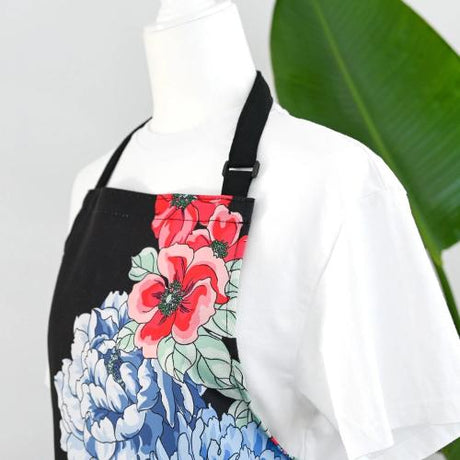 Altenew - Artsy Apron: Red & Blue Billowing Peonies - Black - Postage as per Actual