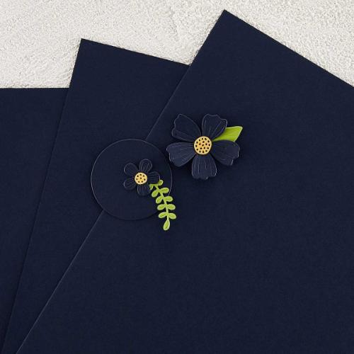 Spellbinders - Indigo Color Essential Cardstock 8.5x11, 10 Pack