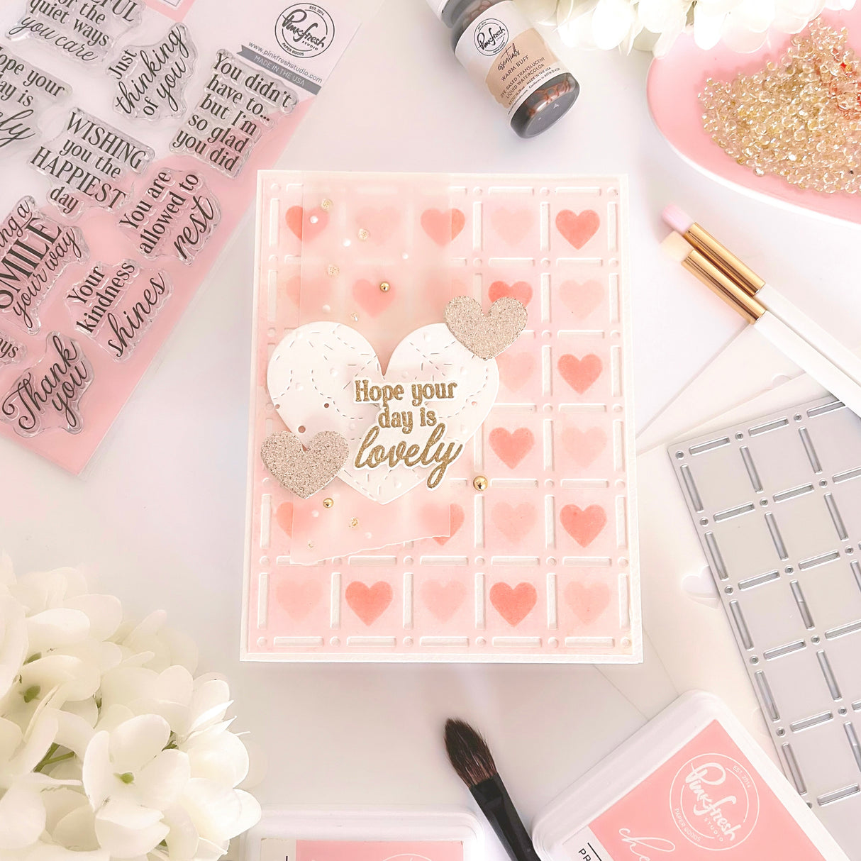 Pinkfresh Studio - Heartfelt Chapters stamp