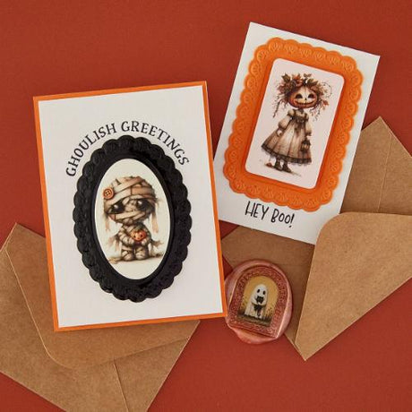 Spellbinders - Scalloped Frames 3D Emboss & Cut Folder