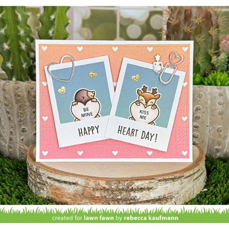 Lawn Fawn - Lawn Cuts - Checkered Hearts Backdrop: Landscape Die